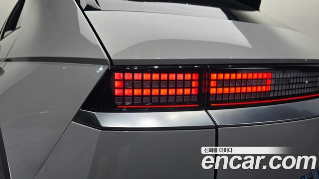 Hyundai Ioniq 5 Long Range AWD Exclusive 2022 — фото 23