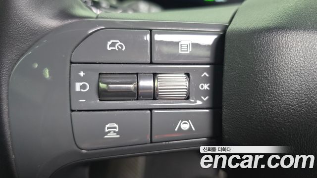 Kia EV9 Long Range 4WD GT Line 2024 — фото 18