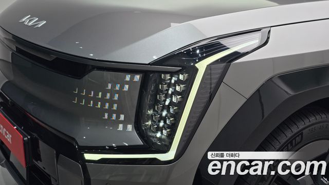Kia EV9 Long Range 4WD GT Line 2024 — фото 22