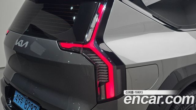 Kia EV9 Long Range 4WD GT Line 2024 — фото 23