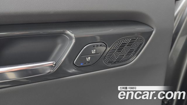Kia EV9 Long Range 4WD GT Line 2024 — фото 30