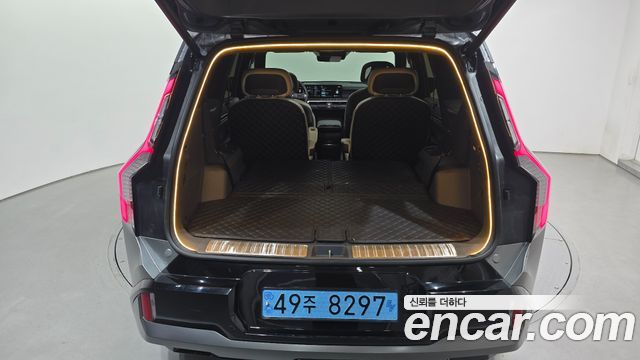Kia EV9 Long Range 4WD GT Line 2024 — фото 36