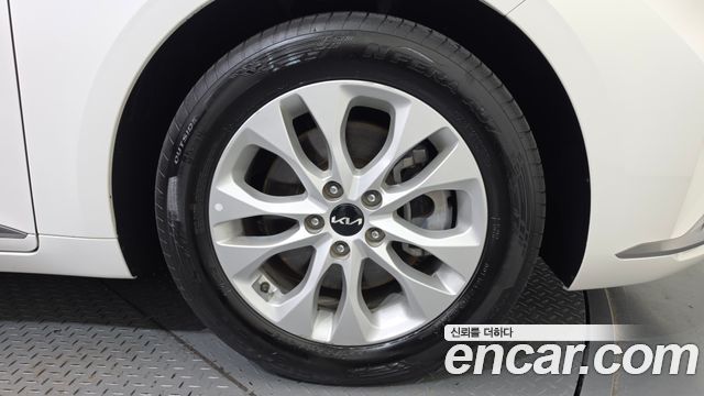 Kia K8 3.5 LPG 2WD Perstige 2024 — фото 21