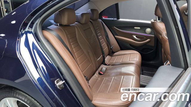 Mercedes-Benz E-Class (W213) E200 Avantgarde 2018 — фото 11