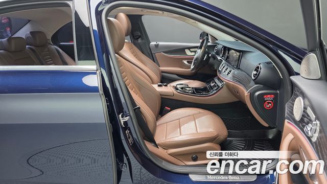 Mercedes-Benz E-Class (W213) E200 Avantgarde 2018 — фото 26