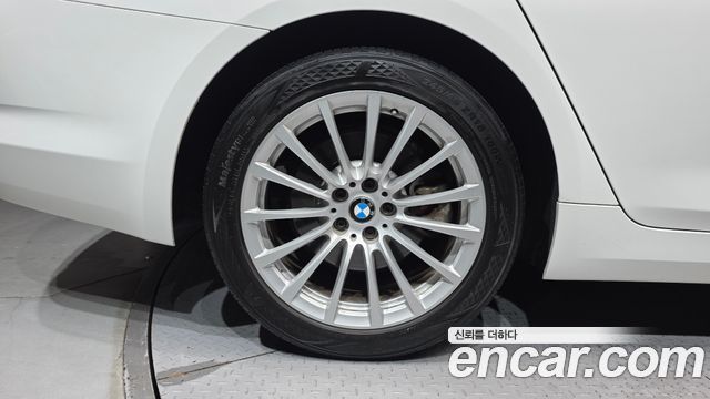 BMW 5 Series (G30) 520i Luxury 2020 — фото 5