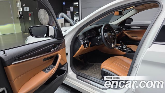 BMW 5 Series (G30) 520i Luxury 2020 — фото 10