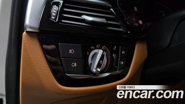 BMW 5 Series (G30) 520i Luxury 2020 — фото 18