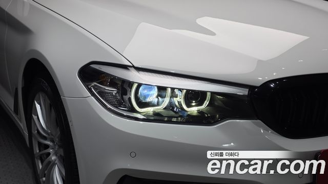 BMW 5 Series (G30) 520i Luxury 2020 — фото 22