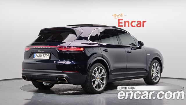 Porsche Cayenne (PO536) 3.0 E-Hybrid 2020 — фото 2