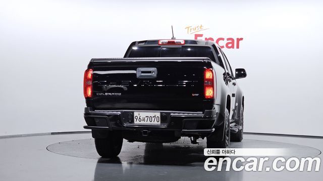 Chevrolet Real New Colorado 3.6 Z71-X Midnight 4WD 2021 — фото 4
