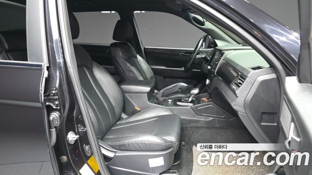 KG Mobility (SsangYong) Rexton Sports Khan Diesel 2.2 4WD Prestige 2022 — фото 11