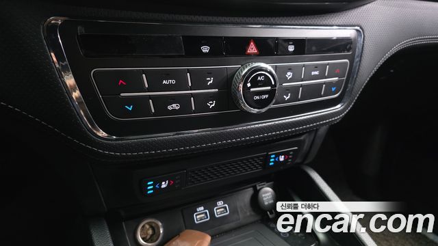 KG Mobility (SsangYong) Rexton Sports Khan Diesel 2.2 4WD Prestige 2022 — фото 17