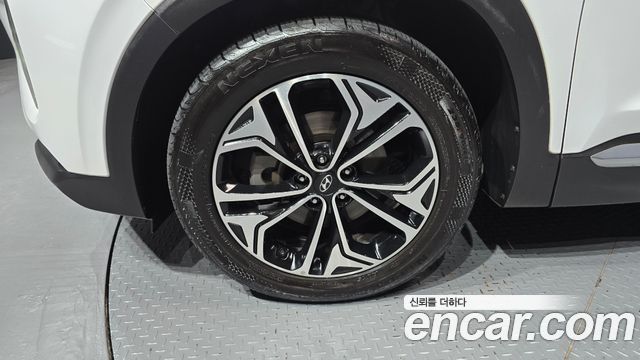 Hyundai Santa Fe (TM) Diesel 2.0 2WD Prestige 2020 — фото 5