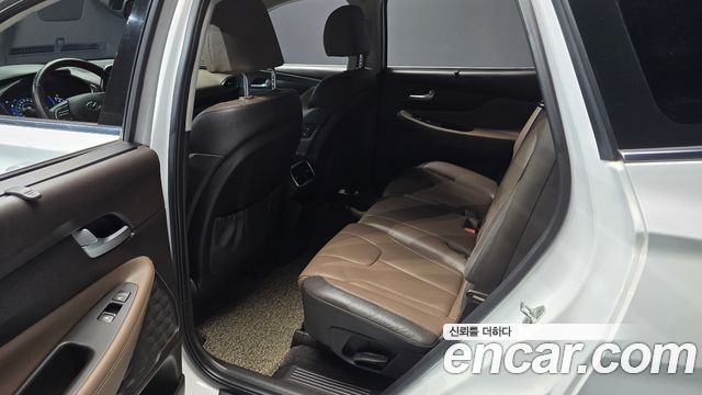 Hyundai Santa Fe (TM) Diesel 2.0 2WD Prestige 2020 — фото 32