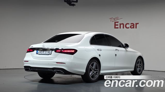 Mercedes-Benz E-Class (W213) E250 AMG Line 2023 — фото 2