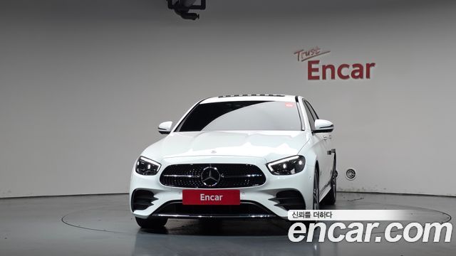 Mercedes-Benz E-Class (W213) E250 AMG Line 2023 — фото 3