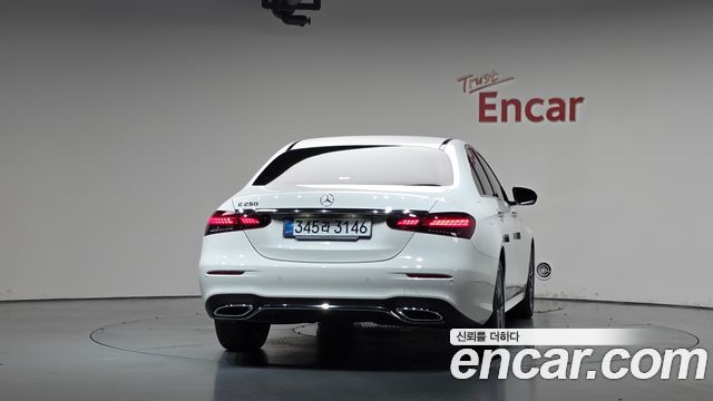 Mercedes-Benz E-Class (W213) E250 AMG Line 2023 — фото 4