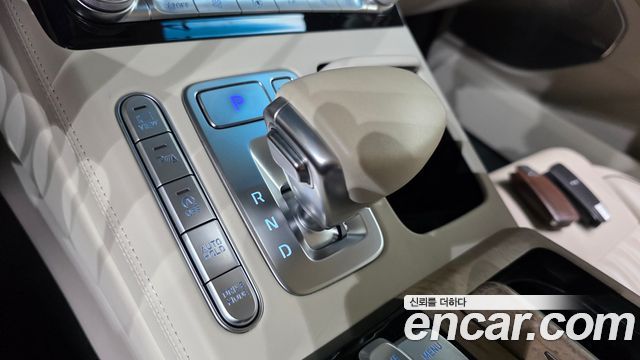 Genesis G90 3.8 AWD Prestige 2019 — фото 9