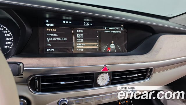 Genesis G90 3.8 AWD Prestige 2019 — фото 14