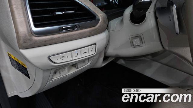 Genesis G90 3.8 AWD Prestige 2019 — фото 18