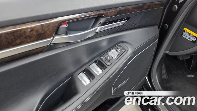 Genesis G90 3.8 AWD Luxury 2019 — фото 33