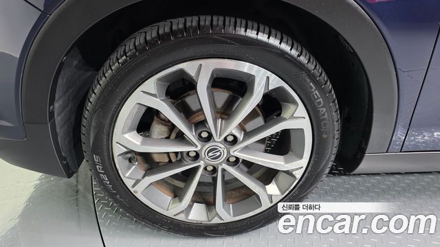 KG Mobility (SsangYong) Tivoli Armor Diesel LX 2WD 2019 — фото 5