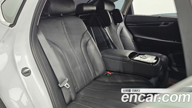 Genesis G80 (RG3) Gasoline 2.5 Turbo AWD 2022 — фото 11