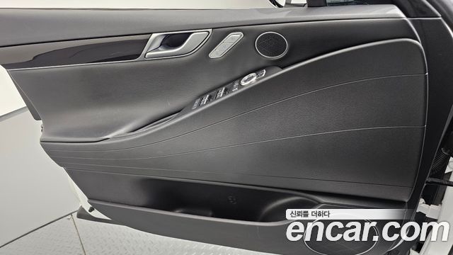 Genesis G80 (RG3) Gasoline 2.5 Turbo AWD 2022 — фото 24