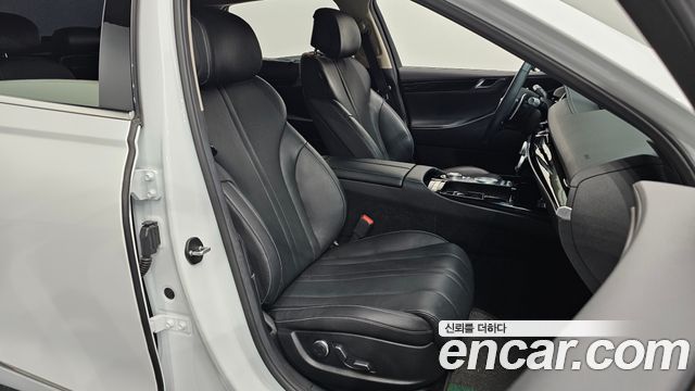 Genesis G80 (RG3) Gasoline 2.5 Turbo AWD 2022 — фото 26