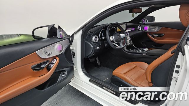 Mercedes-Benz C-Class (W205) C220 d 4MATIC Coupe 2019 — фото 10