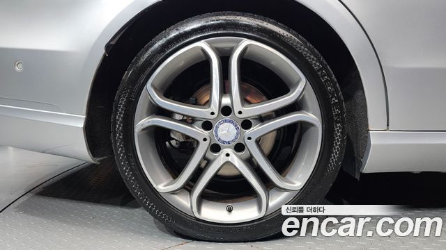 Mercedes-Benz E-Class (W212) E220 Bluetec Avantgarde Sport 2016 — фото 5