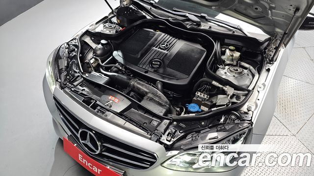 Mercedes-Benz E-Class (W212) E220 Bluetec Avantgarde Sport 2016 — фото 6