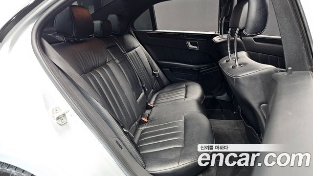 Mercedes-Benz E-Class (W212) E220 Bluetec Avantgarde Sport 2016 — фото 12