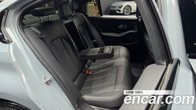 BMW 3 Series (G20) 320i M Sport 2025 — фото 32