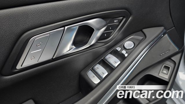 BMW 3 Series (G20) 320i M Sport 2025 — фото 33