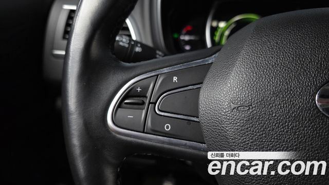 Renault Korea QM6 Gasoline 2WD LE 2018 — фото 16