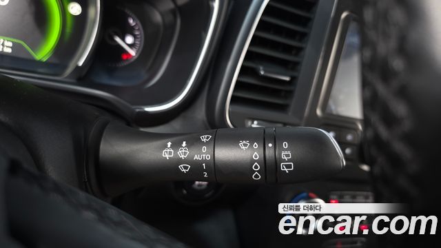 Renault Korea QM6 Gasoline 2WD LE 2018 — фото 29
