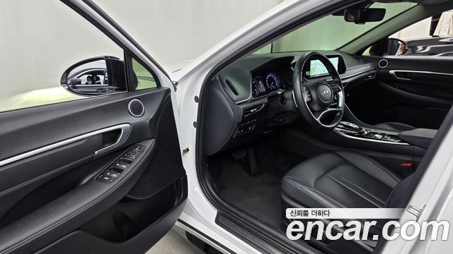 Hyundai Sonata (DN8) 2.0 Premium Plus 2022 — фото 10