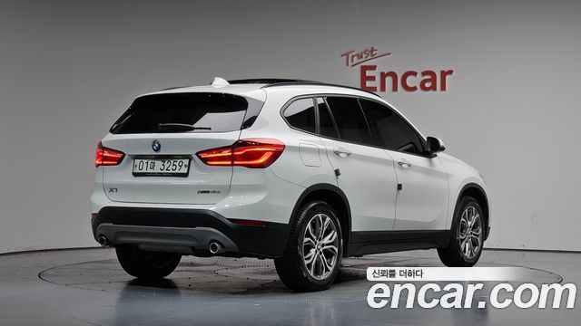 BMW X1 (F48) xDrive 18d Joy 2019 — фото 2