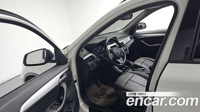 BMW X1 (F48) xDrive 18d Joy 2019 — фото 10