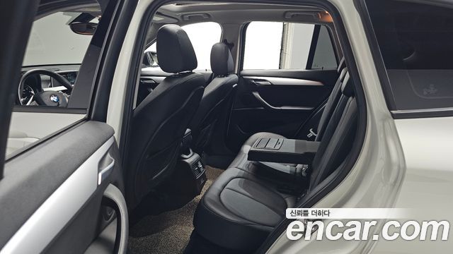BMW X1 (F48) xDrive 18d Joy 2019 — фото 16