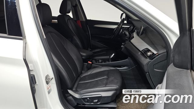 BMW X1 (F48) xDrive 18d Joy 2019 — фото 32
