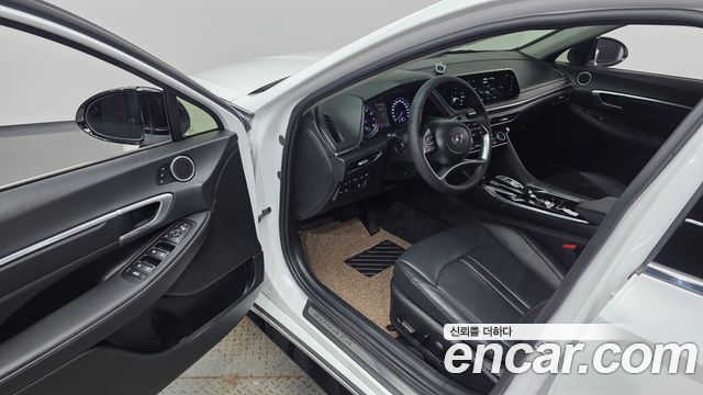 Hyundai Sonata (DN8) 2.0 Premium Plus 2023 — фото 10