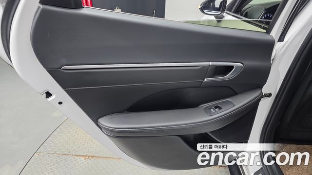 Hyundai Sonata (DN8) 2.0 Premium Plus 2023 — фото 25