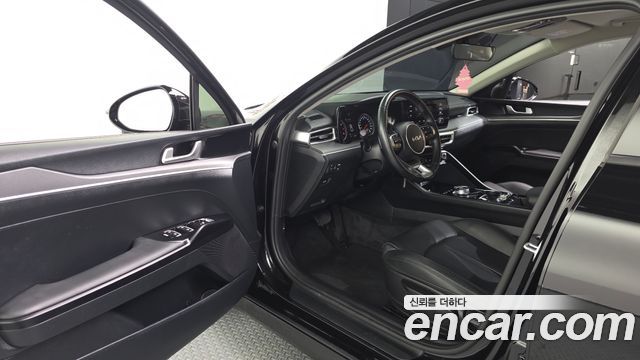 Kia K5 (III) 2.0 Trendy 2023 — фото 10