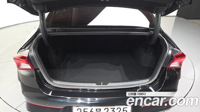 Kia K5 (III) 2.0 Trendy 2023 — фото 24