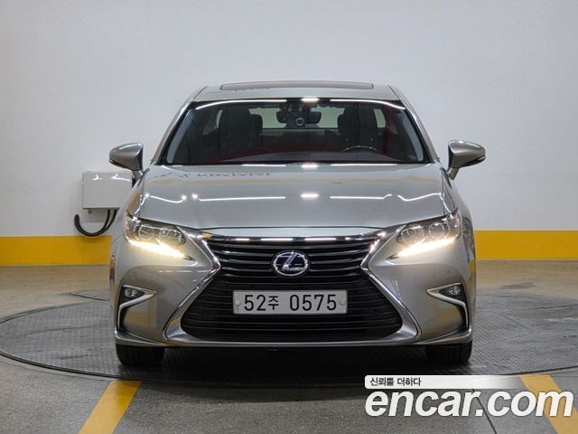 Lexus ES300h Supreme XV60 2016 — фото 2