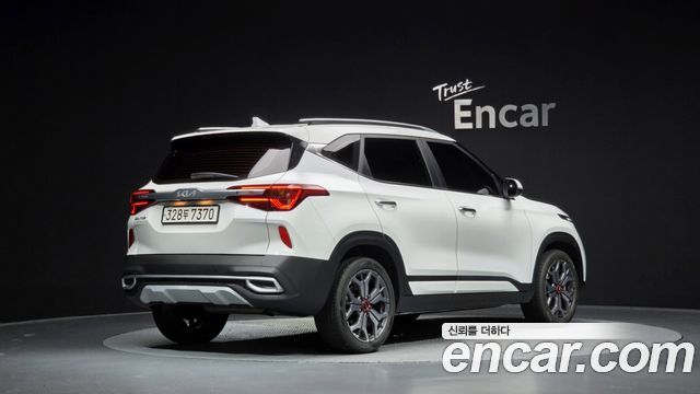 Kia Seltos Gasoline 1.6 Turbo 2WD Signature 2023 — фото 2