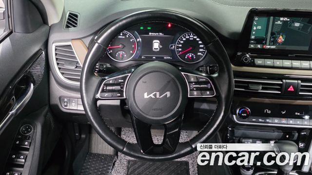 Kia Seltos Gasoline 1.6 Turbo 2WD Signature 2023 — фото 17